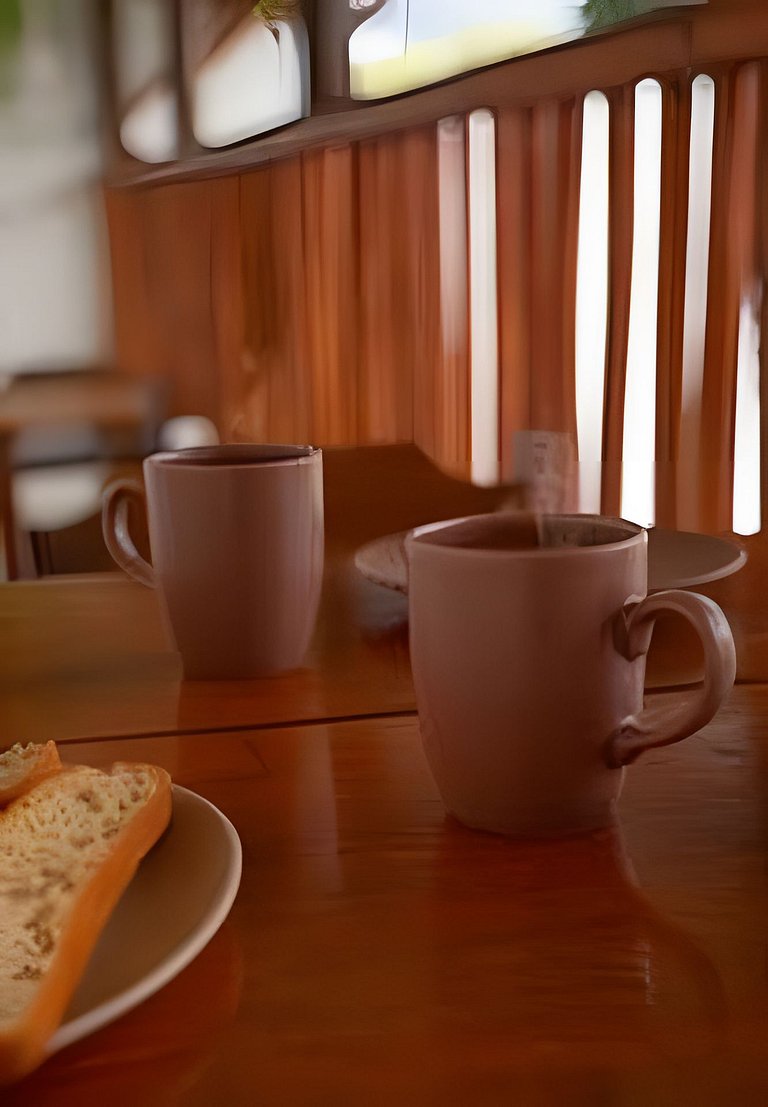 Pôr do Sol, Café da Manhã, Ar Cond. e Garagem