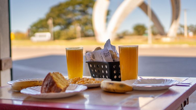 Nascer do Sol, Café da Manhã, Ar Cond. e Garagem